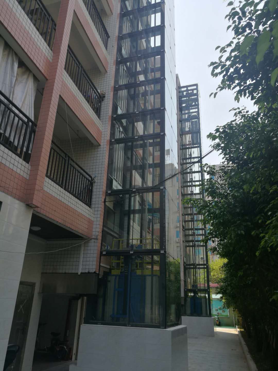 83-广东省肇庆市边防检查站宿舍楼项目